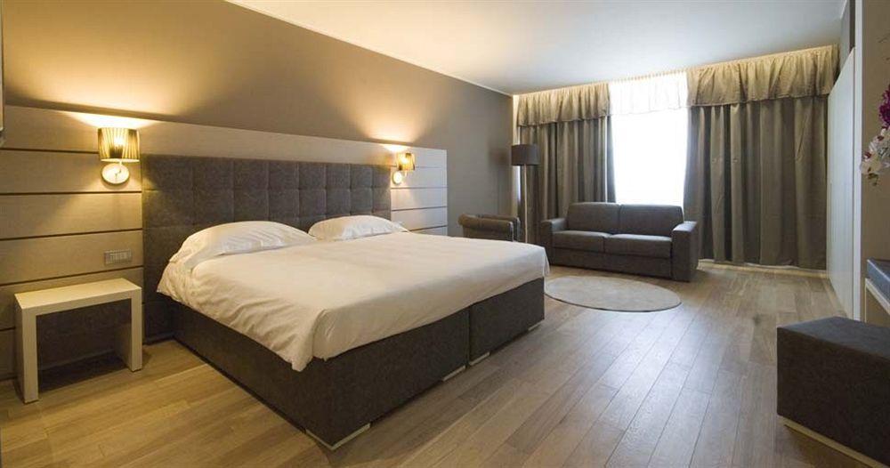 Hotel Glamour Bassano del Grappa Zewnętrze zdjęcie